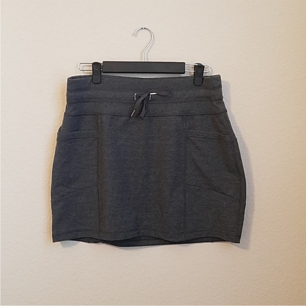 Cargo type skirt size large grey